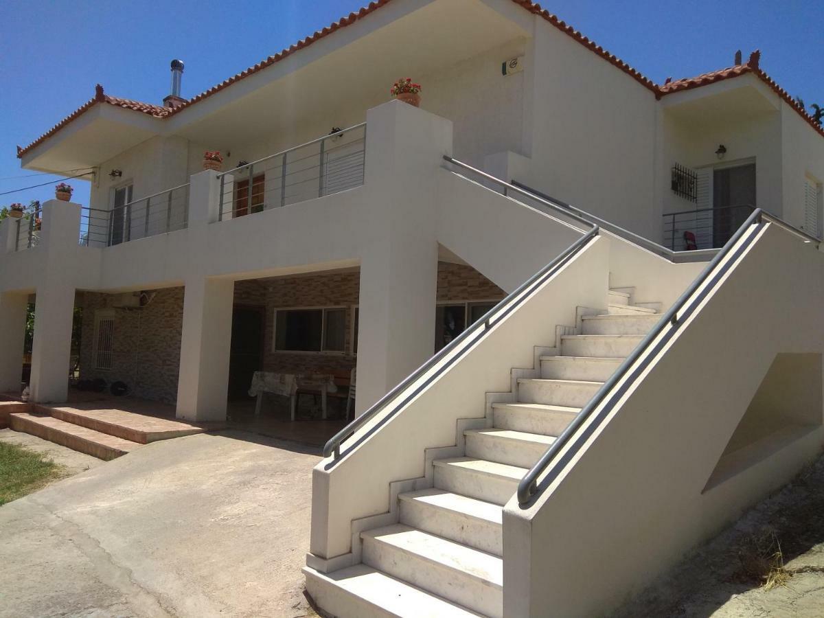 Iliahtida Apartment Chalkida Ngoại thất bức ảnh